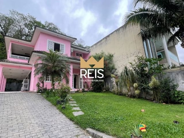Casa com 420m², à venda, no bairro Campo Grande em Rio de Janeiro