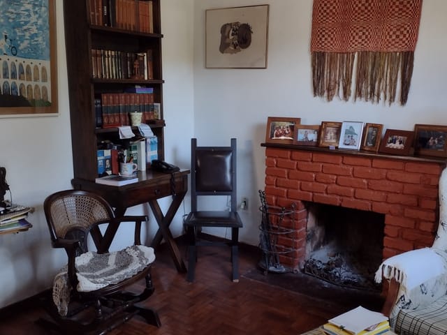 Casa com 2000m² 3 quartos e 1 banheiro, à venda, no bairro Cremerie em Petrópolis