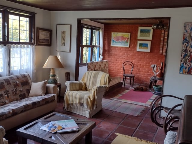 Casa com 2000m² 3 quartos e 1 banheiro, à venda, no bairro Cremerie em Petrópolis