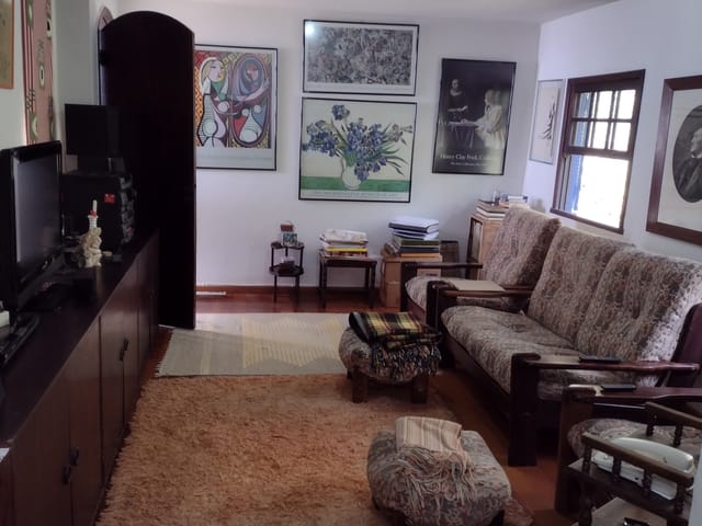 Casa com 2000m² 3 quartos e 1 banheiro, à venda, no bairro Cremerie em Petrópolis
