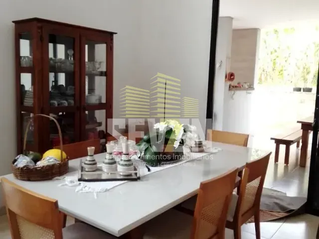 Casa com 450m² 3 quartos e 4 banheiros, à venda, no bairro Residencial Lago Sul em Bauru