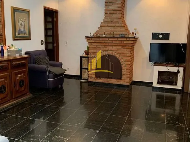 Casa com 320m² 3 quartos e 12 banheiros, à venda, no bairro Vila Talarico em São Paulo