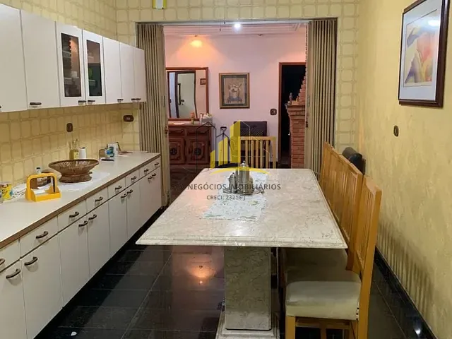 Casa com 320m² 3 quartos e 12 banheiros, à venda, no bairro Vila Talarico em São Paulo