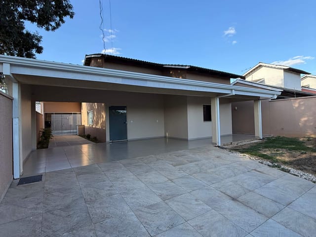 Casa 3 quartos e 1 banheiro, à venda, no bairro Portal do Rio Quente em Rio Quente
