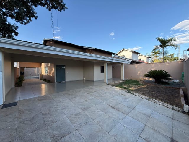 Casa 3 quartos e 1 banheiro, à venda, no bairro Portal do Rio Quente em Rio Quente