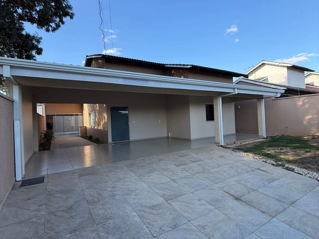 Casa 3 quartos e 1 banheiro, à venda, no bairro Portal do Rio Quente em Rio Quente