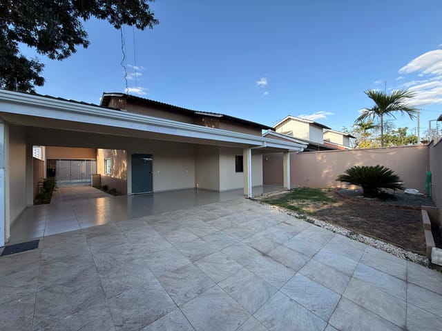 Casa 3 quartos e 1 banheiro, à venda, no bairro Portal do Rio Quente em Rio Quente