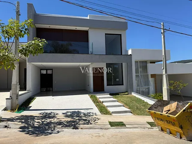 Casa com 300m² 3 quartos e 4 banheiros, à venda, no bairro Jardim Quintas das Videiras em Jundiaí