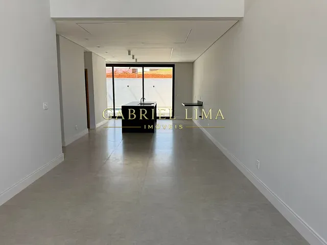 Casa com 300m² 3 quartos e 4 banheiros, à venda, no bairro Jardim Quintas das Videiras em Jundiaí