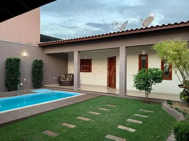 Casa com 250m² 2 quartos e 3 banheiros, à venda, no bairro Parque Flórida em Rio Claro