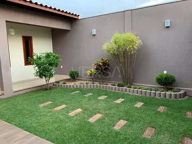 Casa com 250m² 2 quartos e 3 banheiros, à venda, no bairro Parque Flórida em Rio Claro