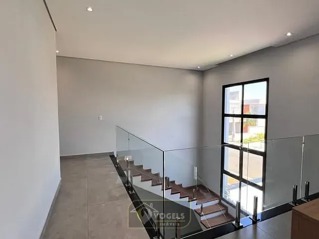 Casa 3 quartos e 5 banheiros, à venda, no bairro Residencial Portal do Sol em Holambra