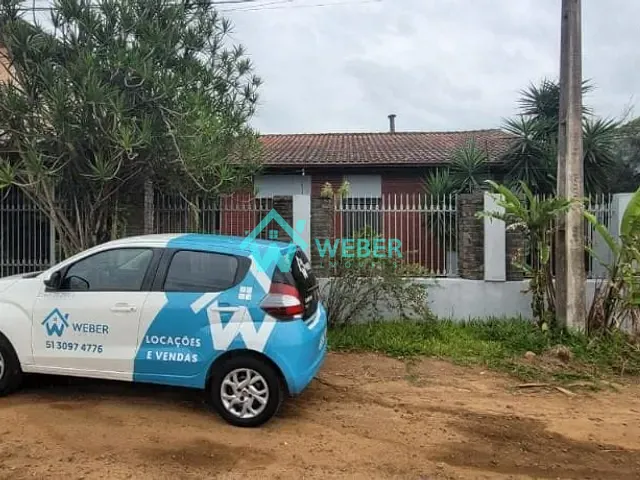 Casa com 243m² 3 quartos e 2 banheiros, para alugar, no bairro Rincão em Novo Hamburgo