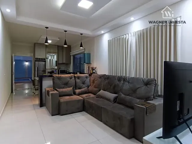 Casa com 345m² 3 quartos e 3 banheiros, à venda, no bairro Jardim Tóquio em Maringá