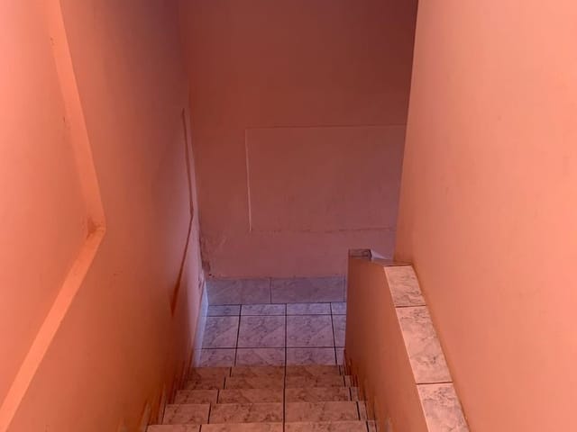 Casa com 330m² 4 quartos e 2 banheiros, à venda, no bairro Paulo Lopes em Cambuí