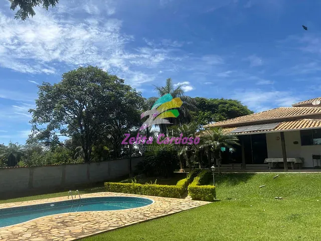 Casa com 3000m² 4 quartos e 4 banheiros, à venda, no bairro Condomínio Vale do Ouro em Ribeirão das Neves