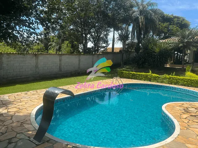 Casa com 3000m² 4 quartos e 4 banheiros, à venda, no bairro Condomínio Vale do Ouro em Ribeirão das Neves