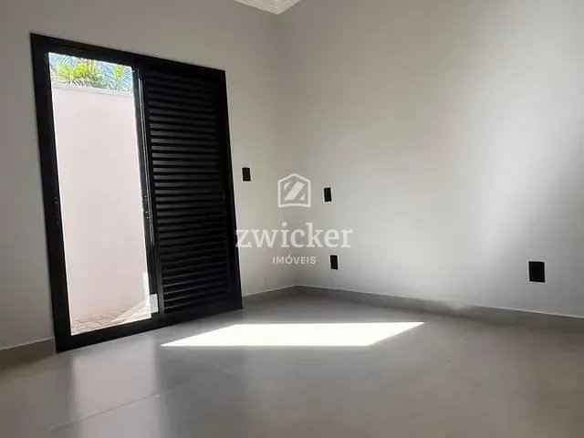 Casa com 205m² 3 quartos e 2 banheiros, à venda, no bairro Jardim Colonial em Bauru