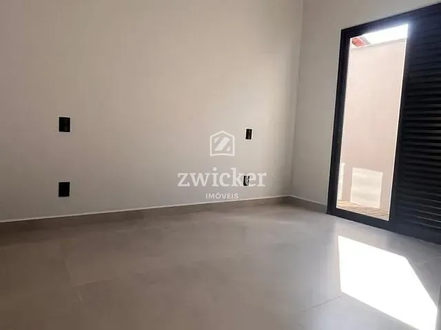 Casa com 205m² 3 quartos e 2 banheiros, à venda, no bairro Jardim Colonial em Bauru