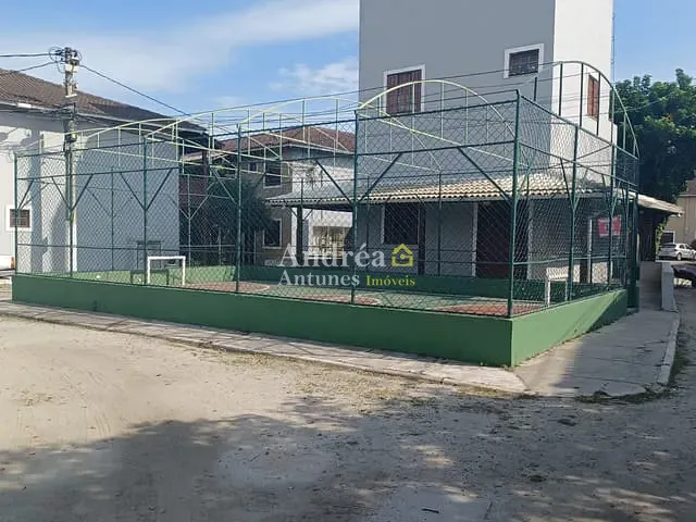 Casa com 60m² 2 quartos e 2 banheiros, à venda, no bairro Praia do Siqueira em Cabo Frio