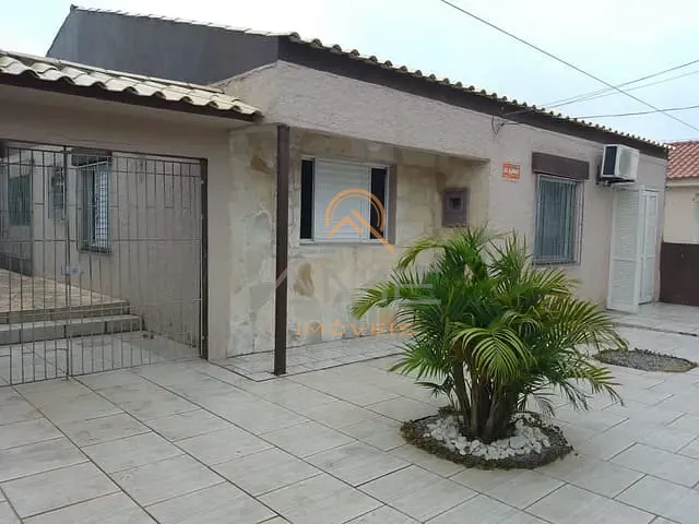 Casa com 360m² 3 quartos e 2 banheiros, à venda, no bairro Lindóia em Pelotas