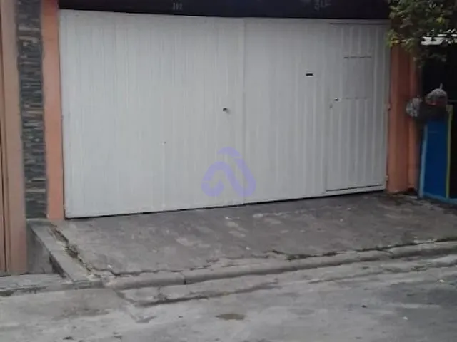 Casa com 180m² 3 quartos e 2 banheiros, à venda, no bairro Vila Dirce em Carapicuíba
