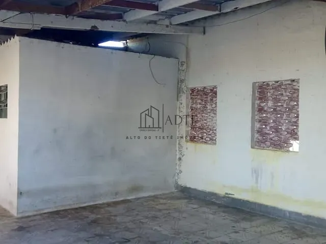 Casa 2 quartos e 1 banheiro, à venda, no bairro Vila Cintra em Mogi das Cruzes