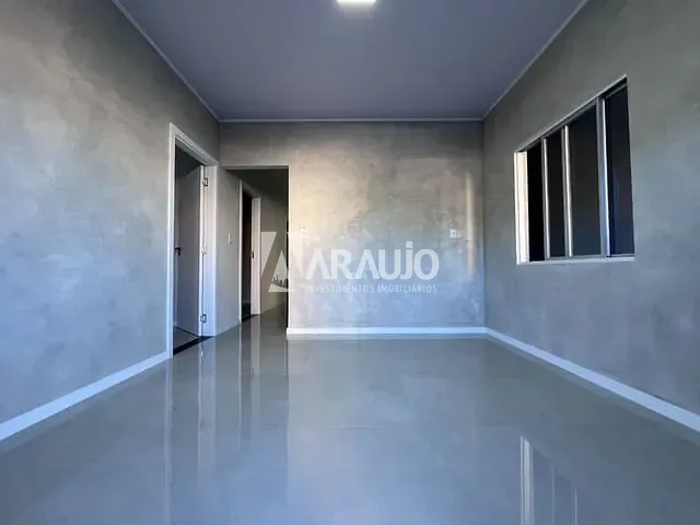 Casa com 365m² 4 quartos e 2 banheiros, à venda, no bairro Fazenda em Itajaí