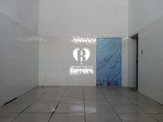 Casa 5 quartos e 3 banheiros, à venda, no bairro Lindéia (Barreiro) em Belo Horizonte