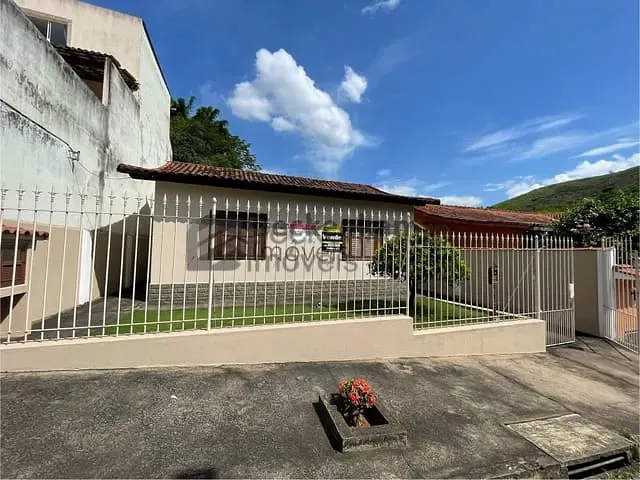 Casa com 180m² 2 quartos e 2 banheiros, à venda, no bairro São João Batista em Volta Redonda