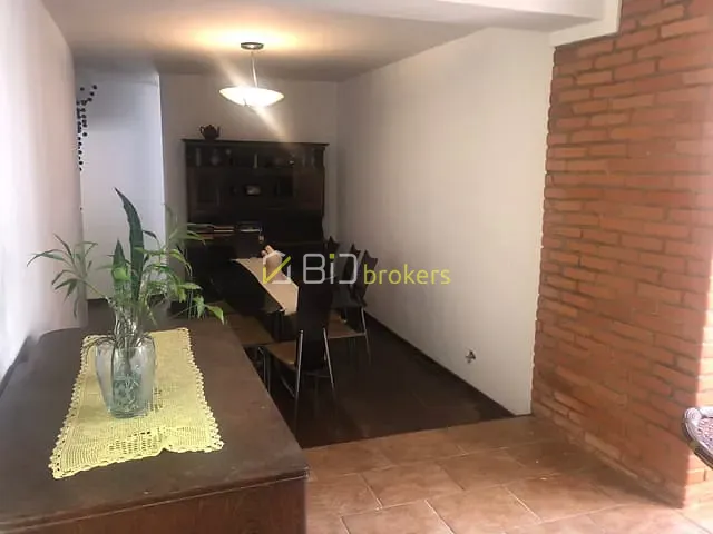 Casa com 330m² 4 quartos e 4 banheiros, à venda, no bairro Parque Continental em São Paulo