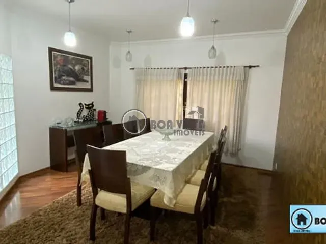 Sobrado com 270m² 4 quartos e 2 banheiros, à venda, no bairro Jardim Modelo em Suzano