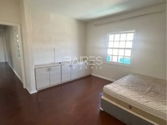 Casa com 250m² 3 quartos e 2 banheiros, à venda, no bairro Vila Mota em Bragança Paulista