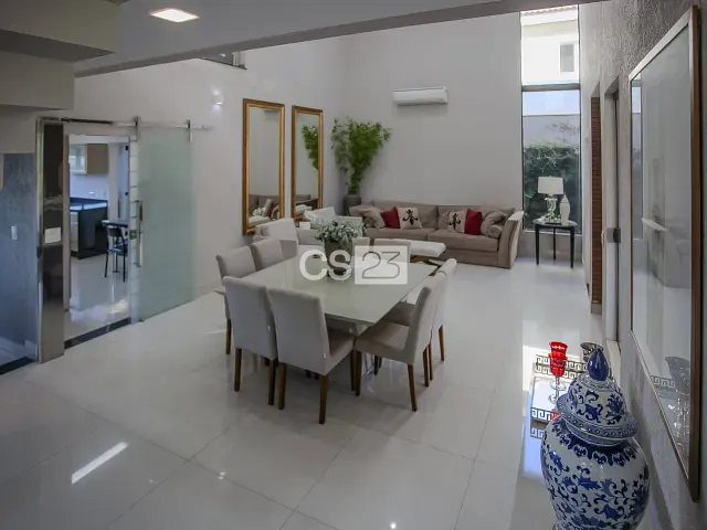 Casa com 403m² 5 quartos e 5 banheiros, à venda, no bairro Vivendas do Arvoredo em Londrina