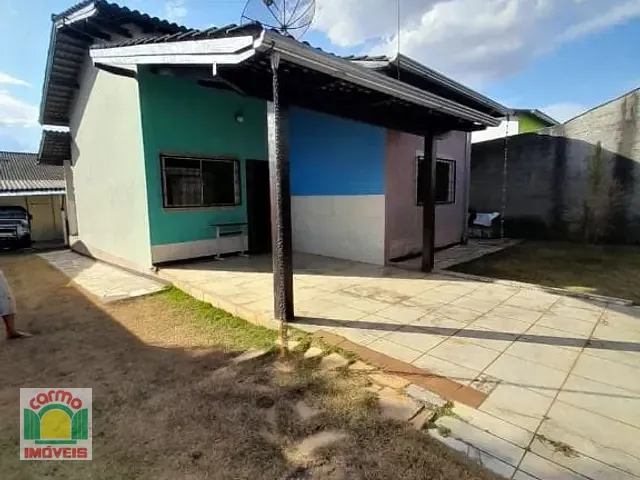 Casa com 300m² 3 quartos e 2 banheiros, à venda, no bairro Residencial Alfredo Abrahão em Anápolis