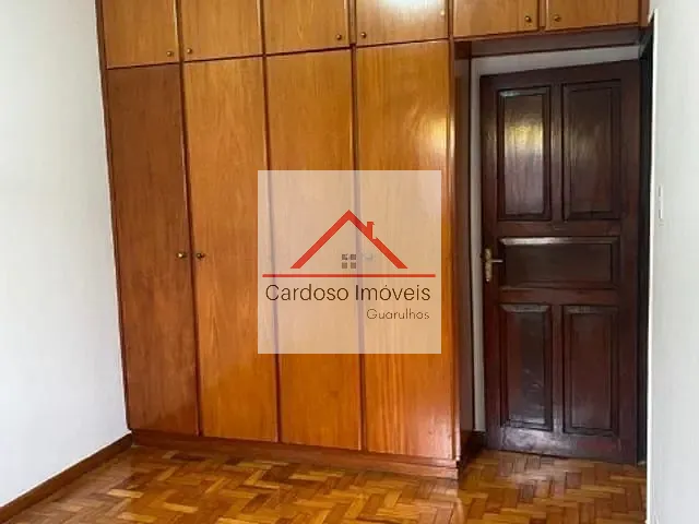 Casa com 224m² 2 quartos e 2 banheiros, à venda, no bairro Vila Augusta em Guarulhos