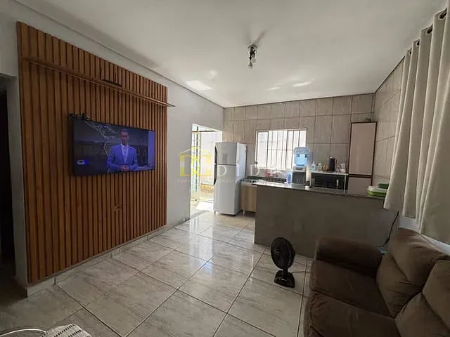 Casa 1 quarto e 1 banheiro, à venda, no bairro Residencial Olívio Barbosa em Porto Feliz