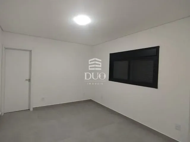 Casa com 250m² 4 quartos e 4 banheiros, à venda, no bairro Quintas de Maria Elvira em Santana de Parnaíba