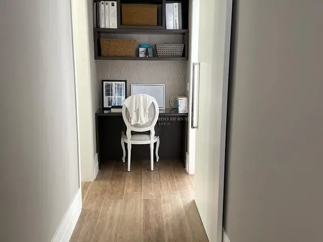 Casa 4 quartos e 7 banheiros, à venda, no bairro Vila Hortolândia em Jundiaí