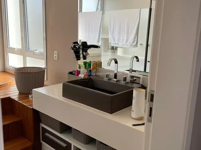 Casa 4 quartos e 7 banheiros, à venda, no bairro Vila Hortolândia em Jundiaí