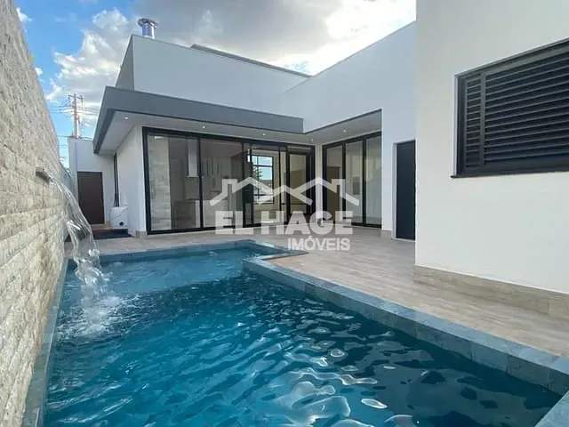 Casa com 458m² 4 quartos e 6 banheiros, à venda, no bairro Jardim Itália em Cuiabá
