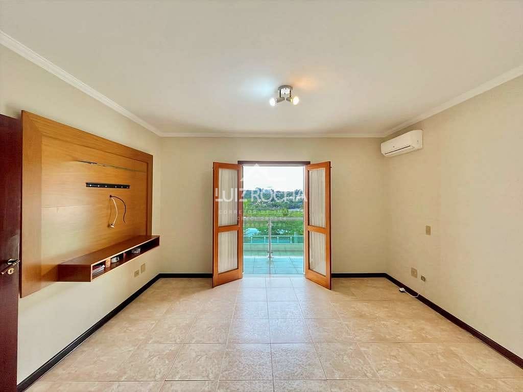 Casa, 4 quartos, 356 m² - Foto 40