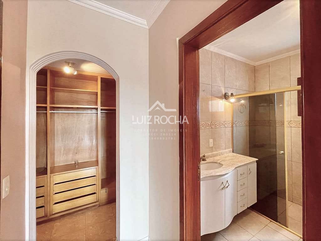 Casa, 4 quartos, 356 m² - Foto 46