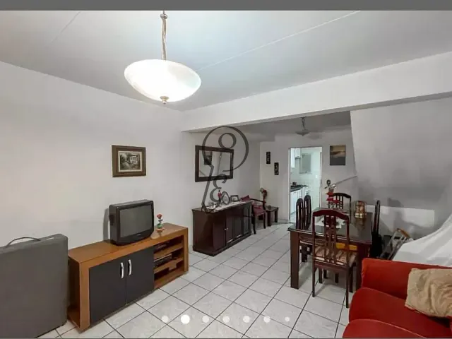 Casa 3 quartos e 2 banheiros, à venda, no bairro Jardim Santa Cruz (Sacomã) em São Paulo