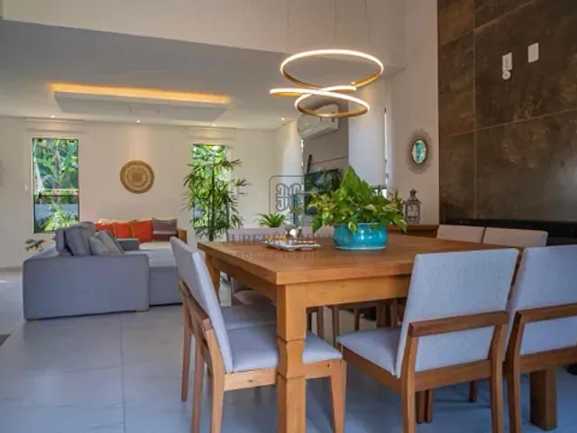 Casa com 500m² 4 quartos e 5 banheiros, à venda, no bairro Cachoeira do Bom Jesus em Florianópolis