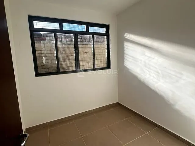 Casa à venda, no bairro Setor Bueno em Goiânia