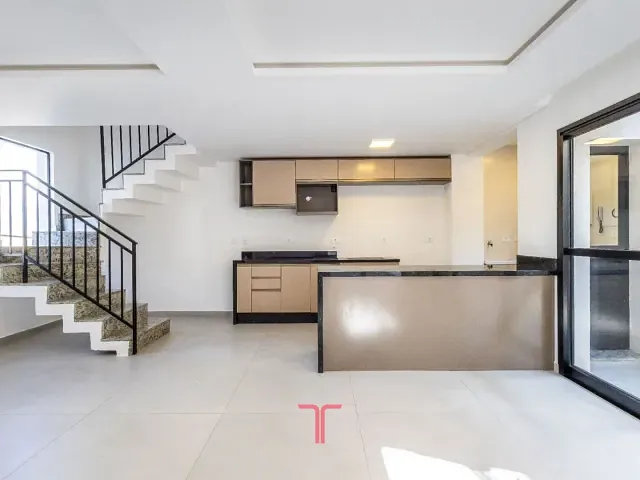 Casa com 89m² 3 quartos e 3 banheiros, à venda, no bairro Lindóia em Curitiba