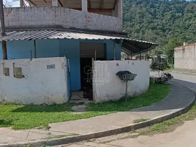 Casa com 100m², à venda, no bairro Cidade Jardim Guapimirim em Guapimirim
