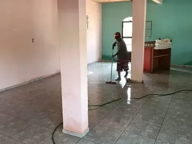 Casa com 100m², à venda, no bairro Cidade Jardim Guapimirim em Guapimirim