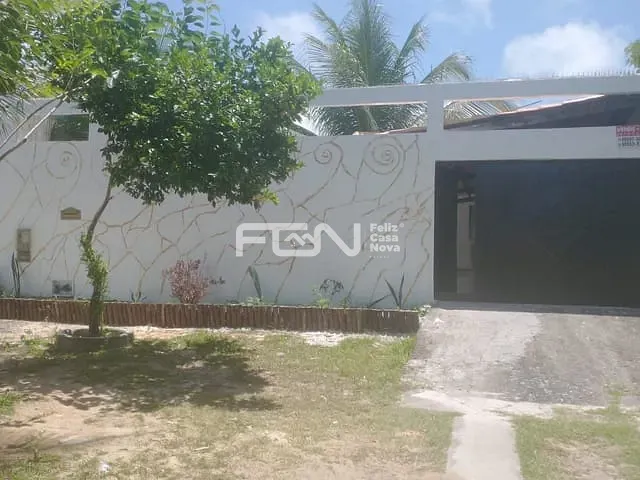 Casa com 180m² 2 quartos e 2 banheiros, à venda, no bairro Arembepe em Camaçari